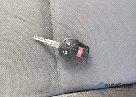 2013 Nissan Nv200 Sv z USA, uszkodzony, nr VIN 3N6CM0KN3DK697461